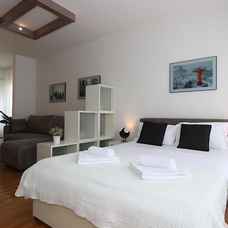 New Belgrade Apartment Belville, Parking 5 Evra Dan Εξωτερικό φωτογραφία
